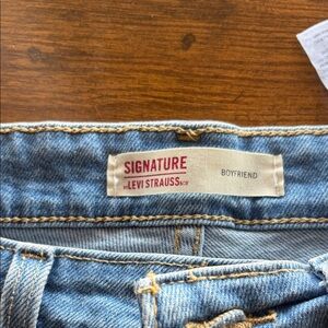 Levi's Signature Light Blue Boyfriend Jeans